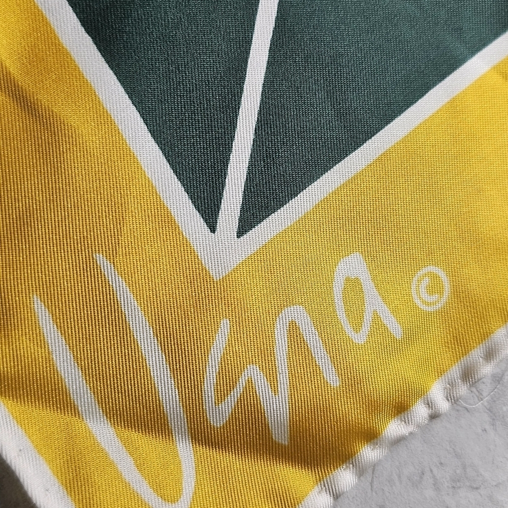 Vera Neumann Scarf - Picture 2 of 4